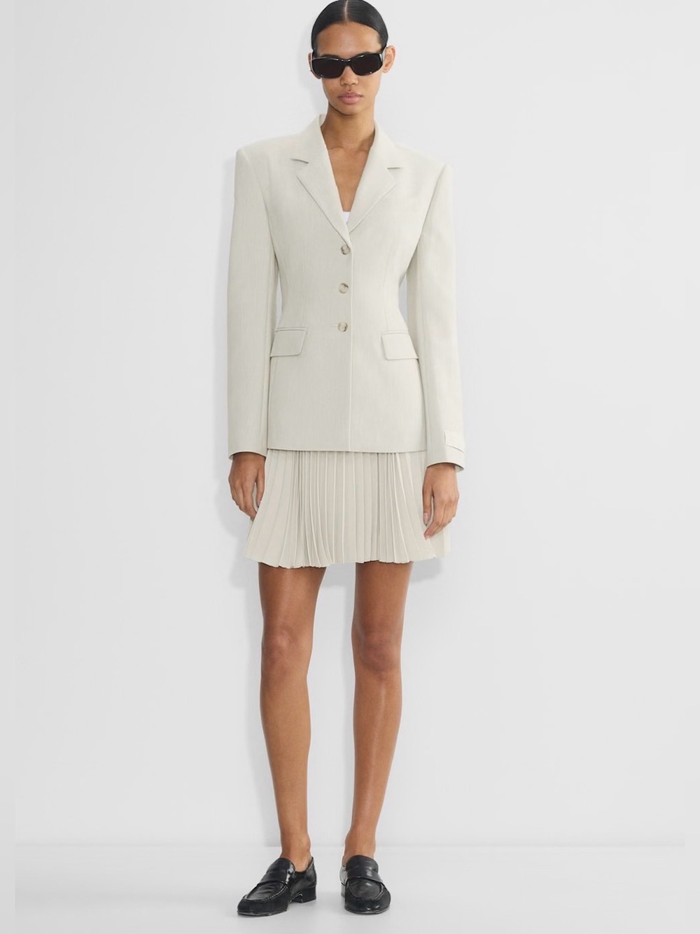 Babaton White Pleated Skirt Aritzia Minimalist Quiet Luxury Flowy Skirt | Medium